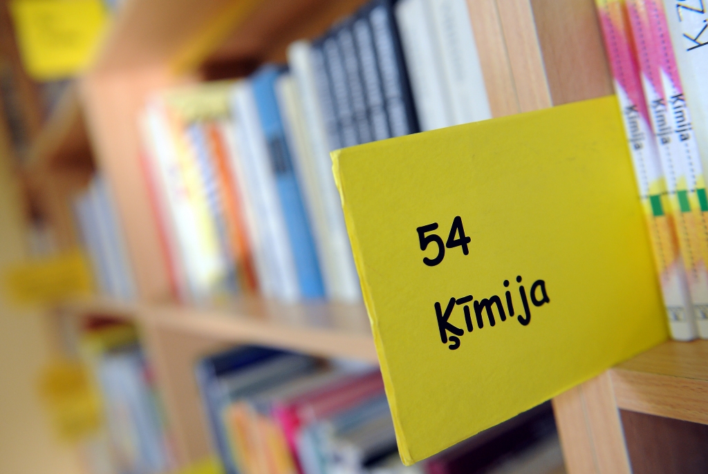Pieņemot IZM izstrādātos grozījumus, grūtības ar 10.klases atvēršanu varētu rasties gandrīz 100 skolām