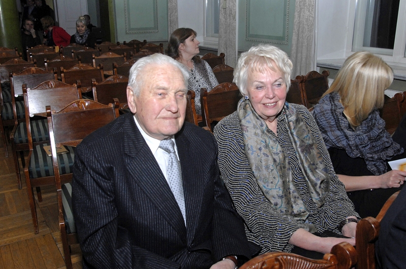 FOTO: Mežotnes pilī godina Latvijas labākos aldarus