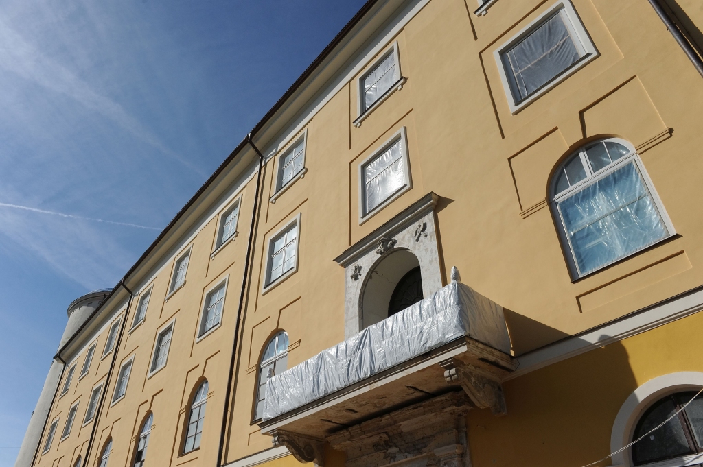 Pēdējā iespēja aplūkot Rīgas pils priekšpili būvdarbu stadijā!