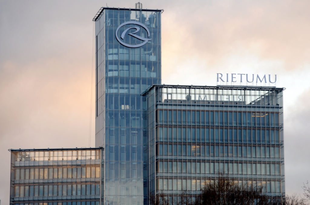 Rietumu bankai  jāmaksā 35 tūkstošu eiro sods