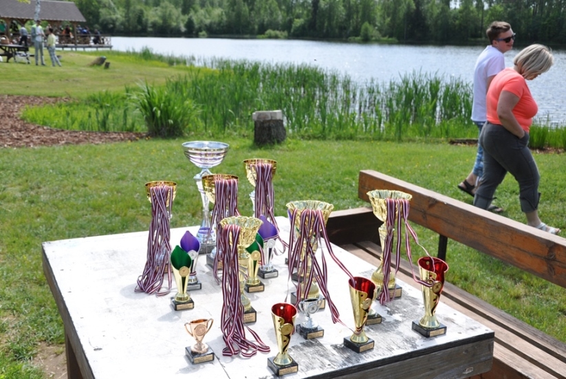FOTO: Ugunsdzēsēji sacenšas Vecumniekos  