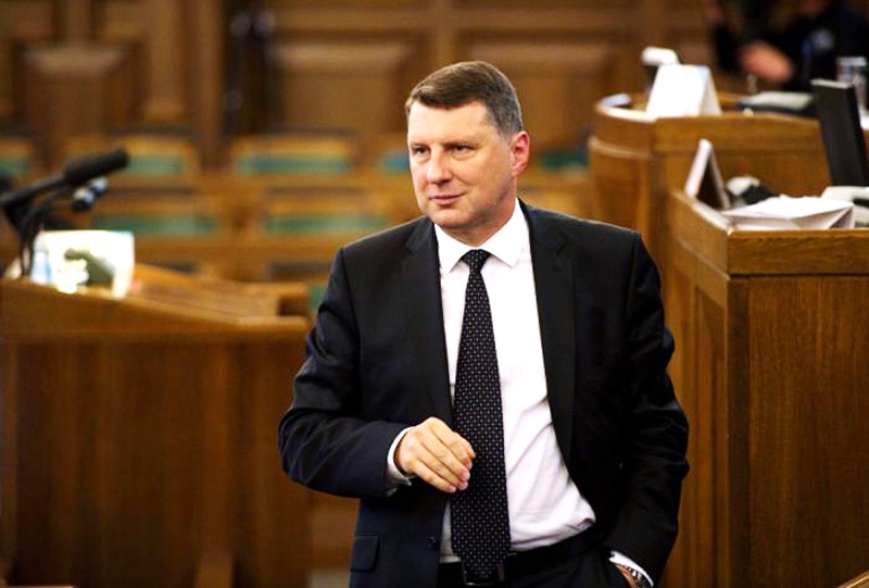 Lielas pārmaiņas no Raimonda Vējoņa negaida