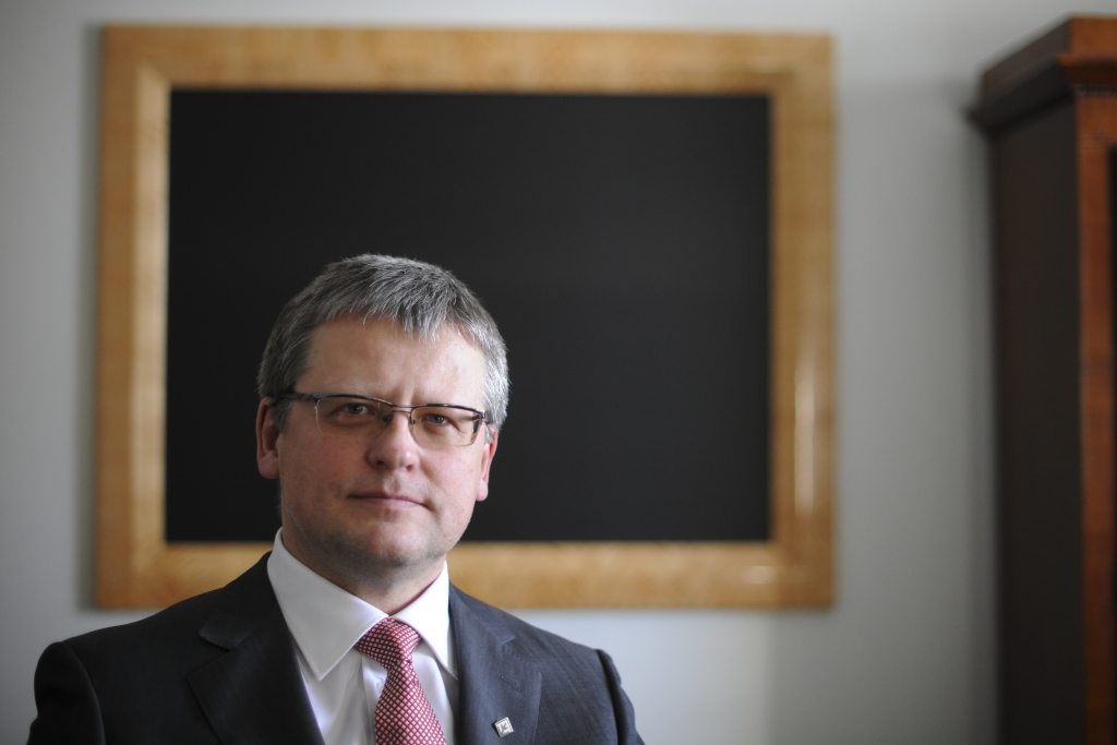 Belēvičs: Pati VM ir nespējīga - vara un nauda deleģēta citiem