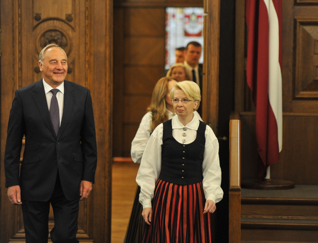 FOTO: Prezidents Bērziņš pēdējo reizi uzrunā Saeimu