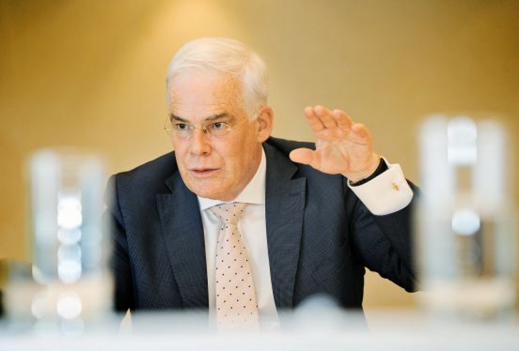 EIB viceprezidents: Latvijai ekonomiskie burbuļi nepalīdzēs