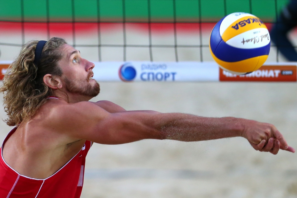 Pļaviņš un Samoilovs pasaules čempionātu sāk ar uzvaru pār Krievijas duetu