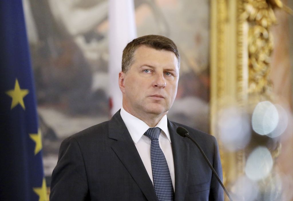 Vējonis: Bēgļu jautājumā sabiedrībā joprojām valda uz fobijām balstīti padomju domāšanas stereotipi