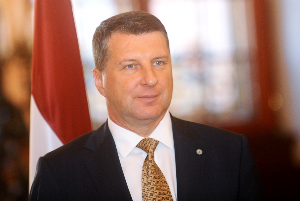 Prezidents neatkarības de facto atjaunošanas dienā aicina būt gataviem strādāt kopējam labumam