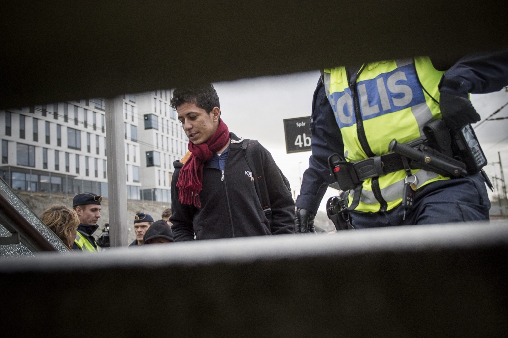 Eiropa piever durvis migrantiem