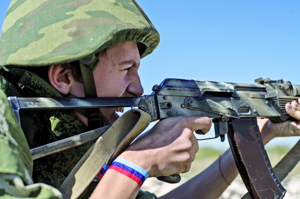 SestDienas eksperiments: Dažās nedēļās pievienoties teroristiem Ukrainā