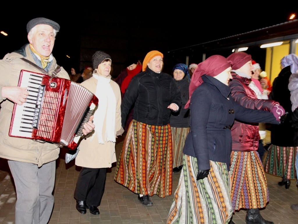 Ziemas saulgriežu pasākums Viesturos