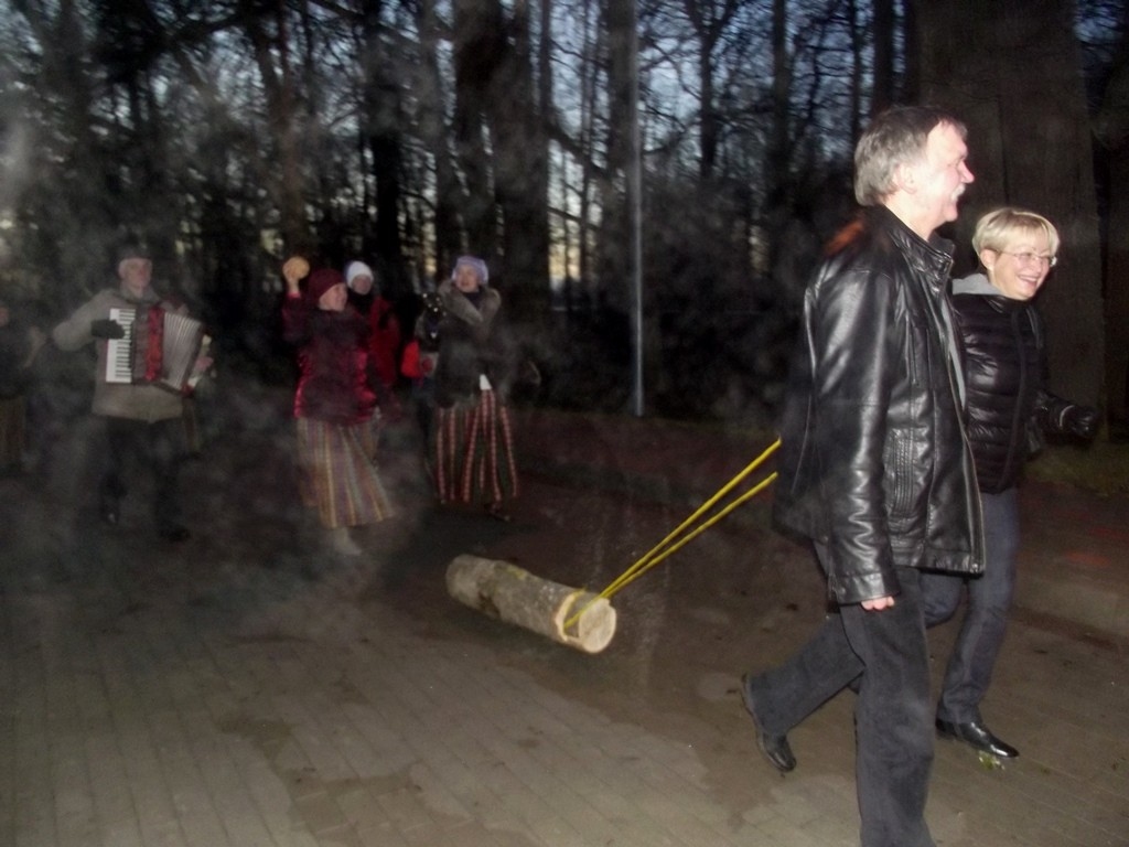 Bluķa vakars Svitenē