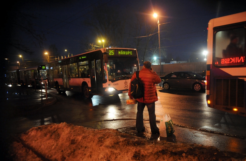25.autobusa maršrutā ieviesīs jaunas pieturvietas un mainīs kustības sarakstu