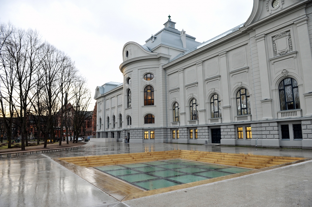 Rāmis ir, gaidām mākslu