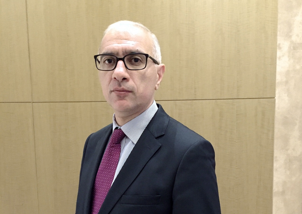 Azerbaidžānis Sadigs: Pirms 10 gadiem bēgļi Baku centrā audzēja aunus