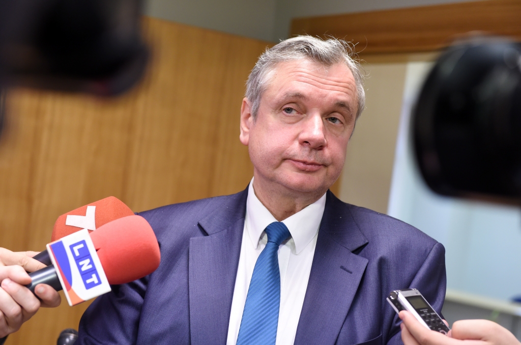 Vienotība ministru amatiem virza Šadurski, Reiru un Ašeradenu