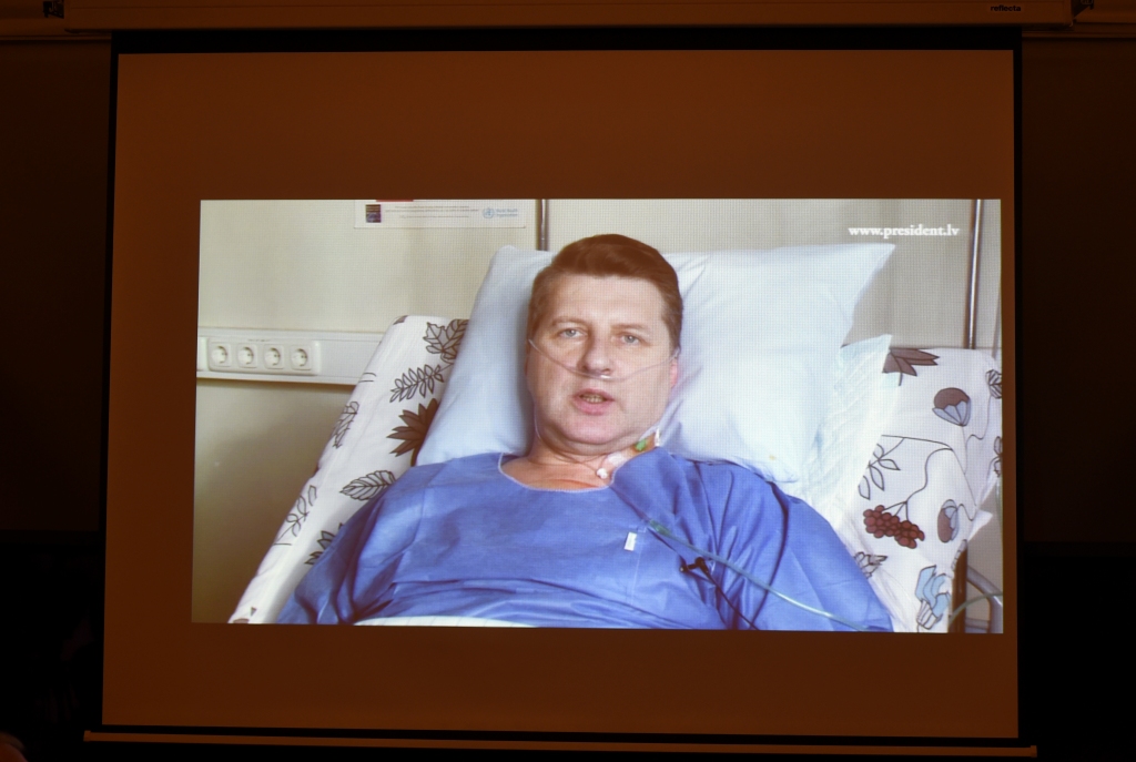 Diskusiju par prezidenta personīgo ārstu varētu sākt pēc Vējoņa atlabšanas