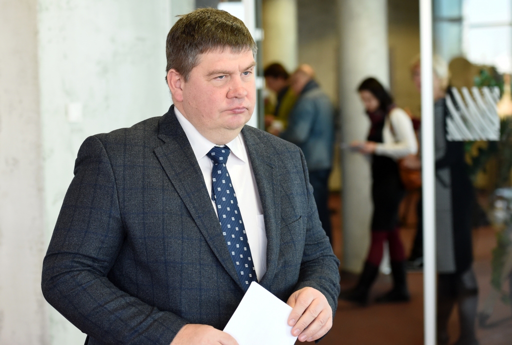 Kalvītis topošās valdības ministrus salīdzina ar pagurušiem kumeļiem
