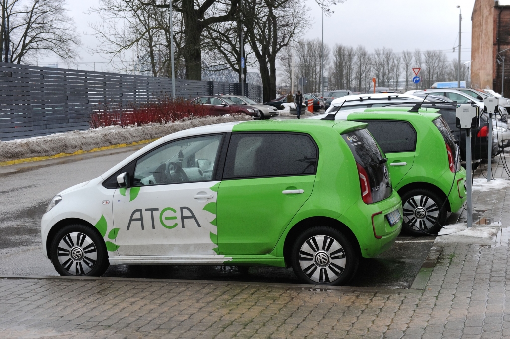 Cik populāri Latvijā ir elektrotransportlīdzekļi?