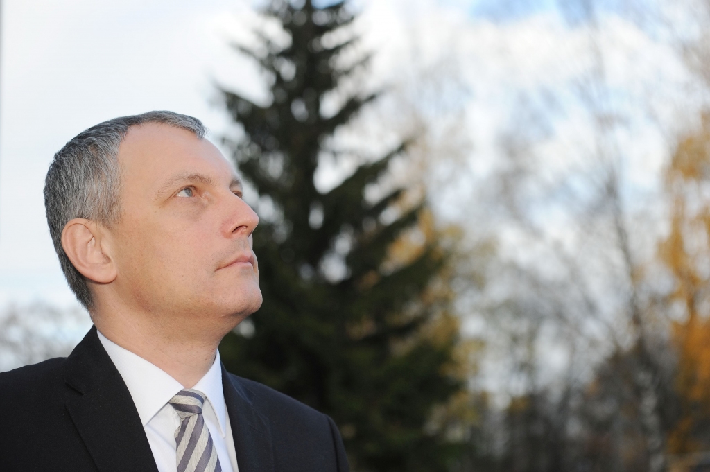 Koksnes cenu kritums nenovirza no uzņemtā kursa