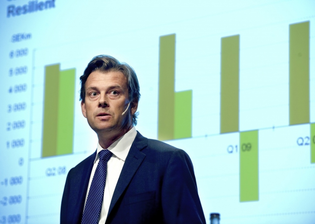 Zviedrijas Swedbank atlaiž vadītāju