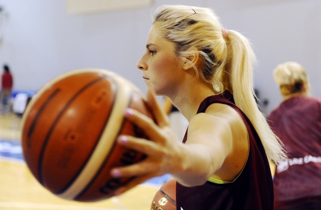 Latvijas basketbolistes 2017.gada EČ kvalifikācijas turnīra mačā zaudē Slovēnijai