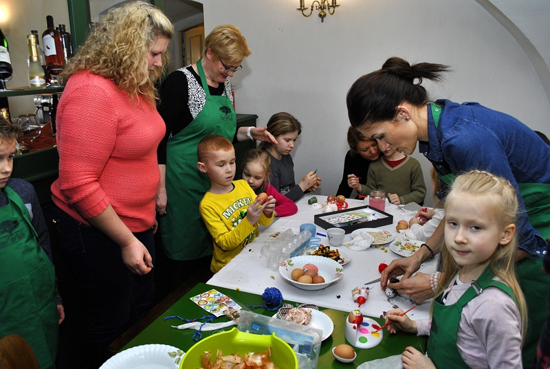 FOTO: Pavārmākslas meistarklase «Ozollādē»