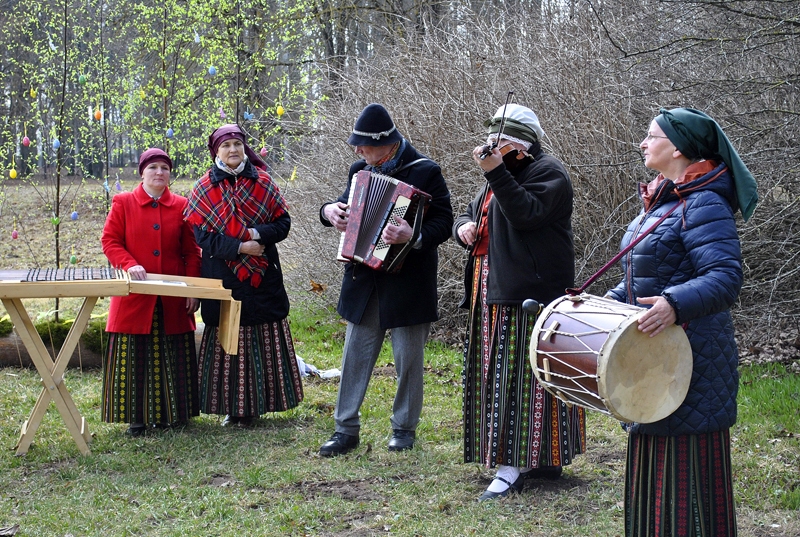 FOTO: Lieldienu svinības Svitenē