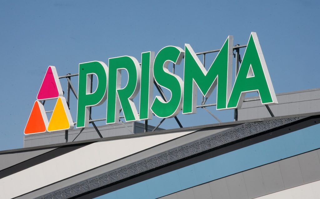 Pamanot izmaiņas konstrukcijās, pārbaudēm slēdz Prisma veikalu Rīgā