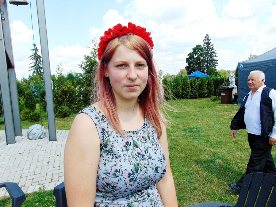 Studente bauda vasaru laukos