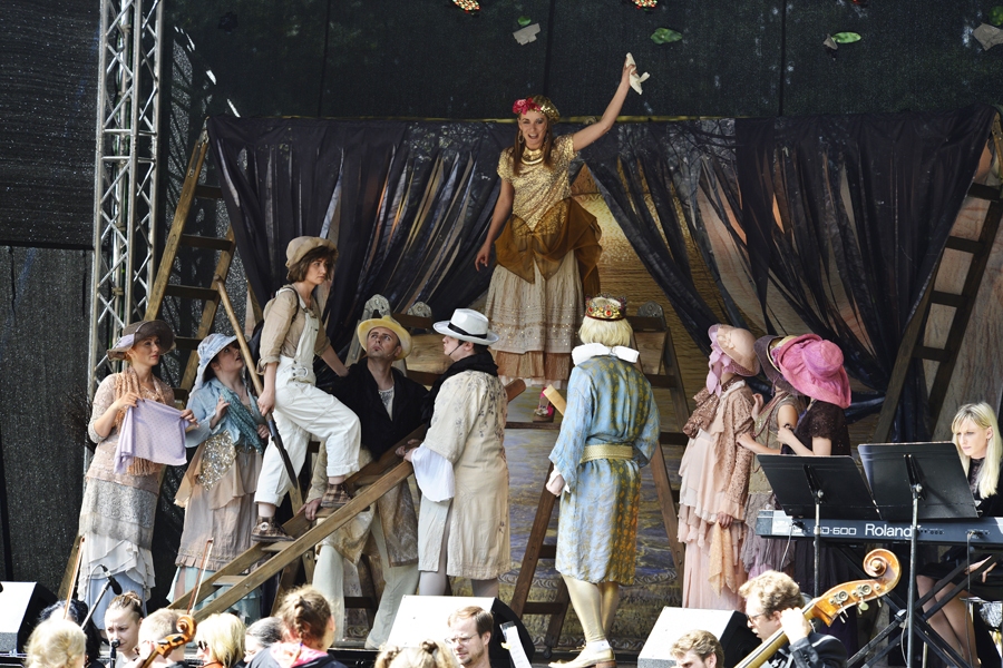Bērnu operas svētkos pa Tērvetes mežu klejos Sprīdītis