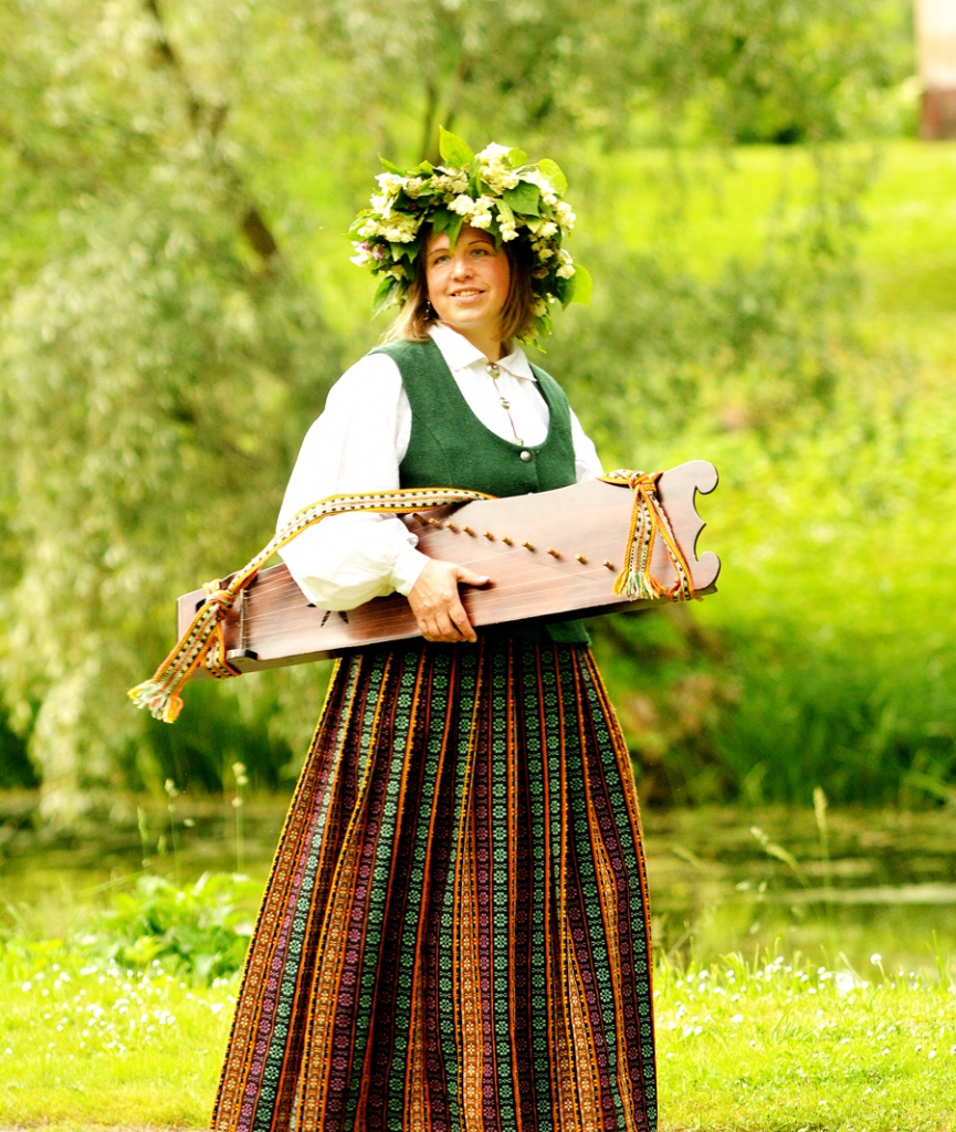 Sirds atsauc Latvijā