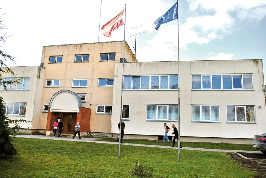 Mežotnes pamatskolas 135 gadu jubilejas salidojums
