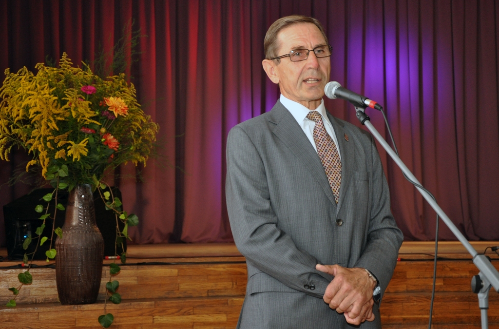 Vecumniekos godina labākos pedagogus