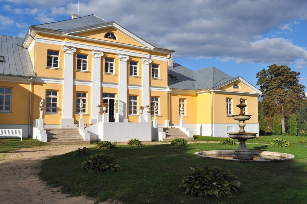 Rīko mācības jaunatnes darbiniekiem Zemgalē