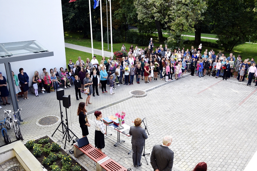 Jaunajā skolas ēkā Iecavā pieaug audzēkņu un pedagogu skaits