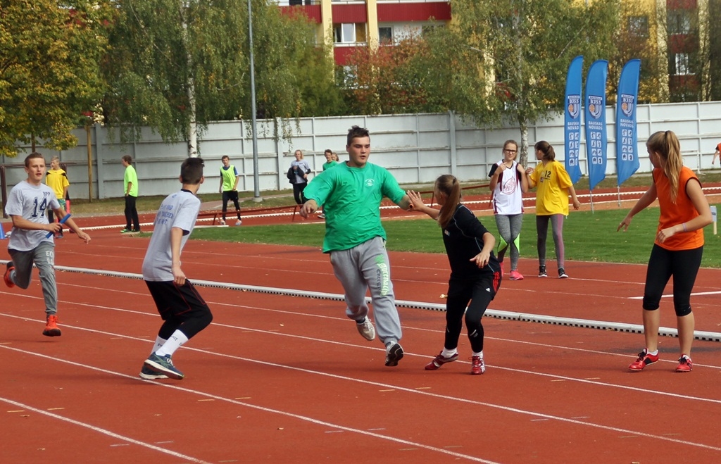 FOTO: Olimpiskā diena Bauskas stadionā