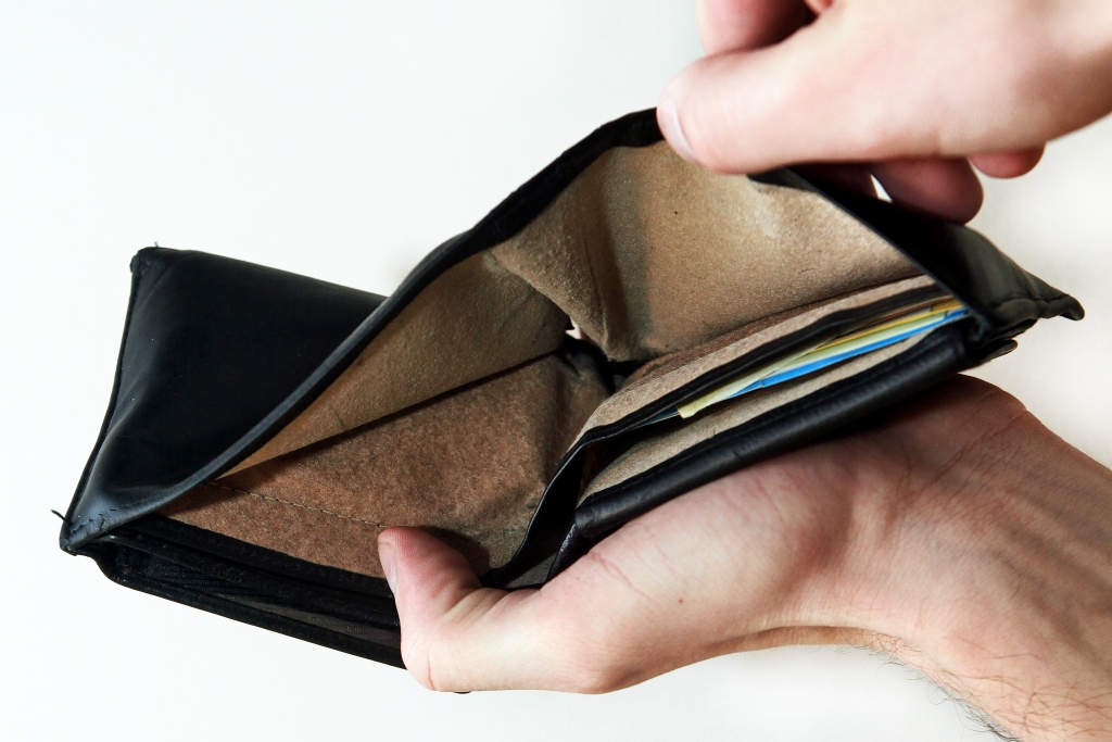 Finanšu eksperte: No 2017.gada Latviju sagaida "milzīga nodokļu bedre"