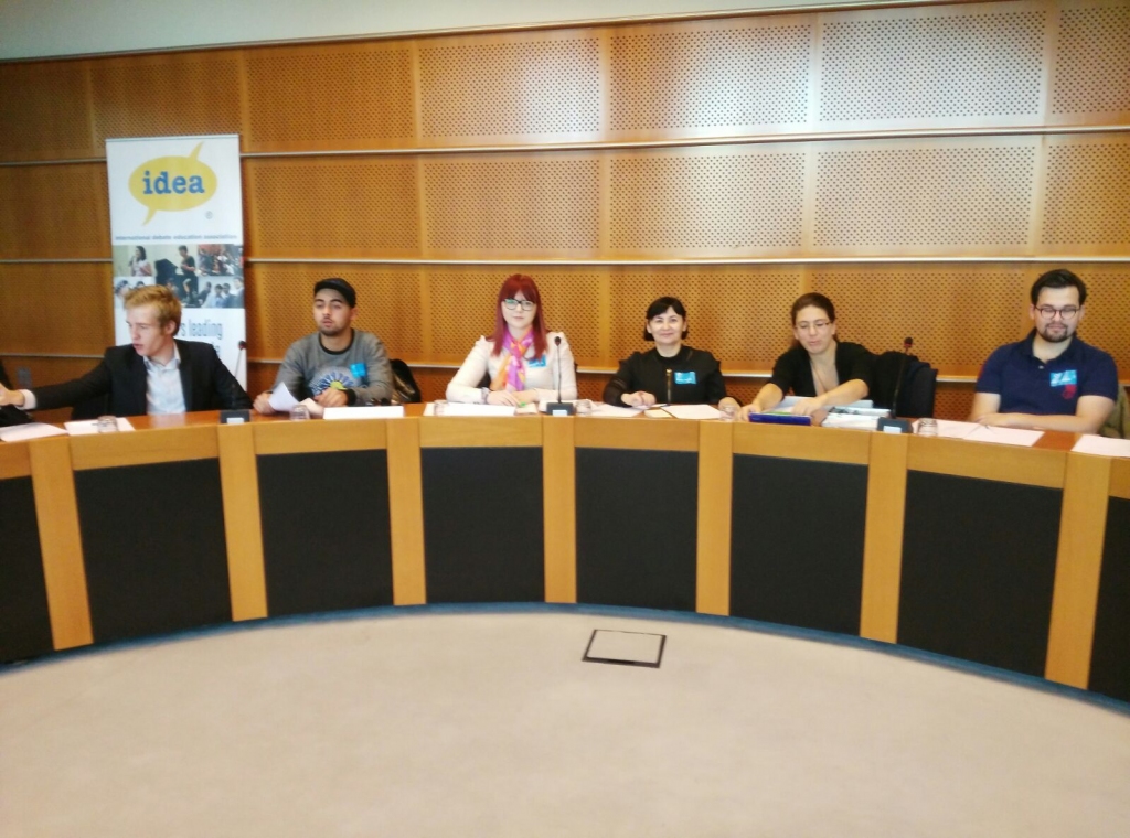 Iecavnieces Briselē runā par Latvijas sabiedrības politisko apātiju