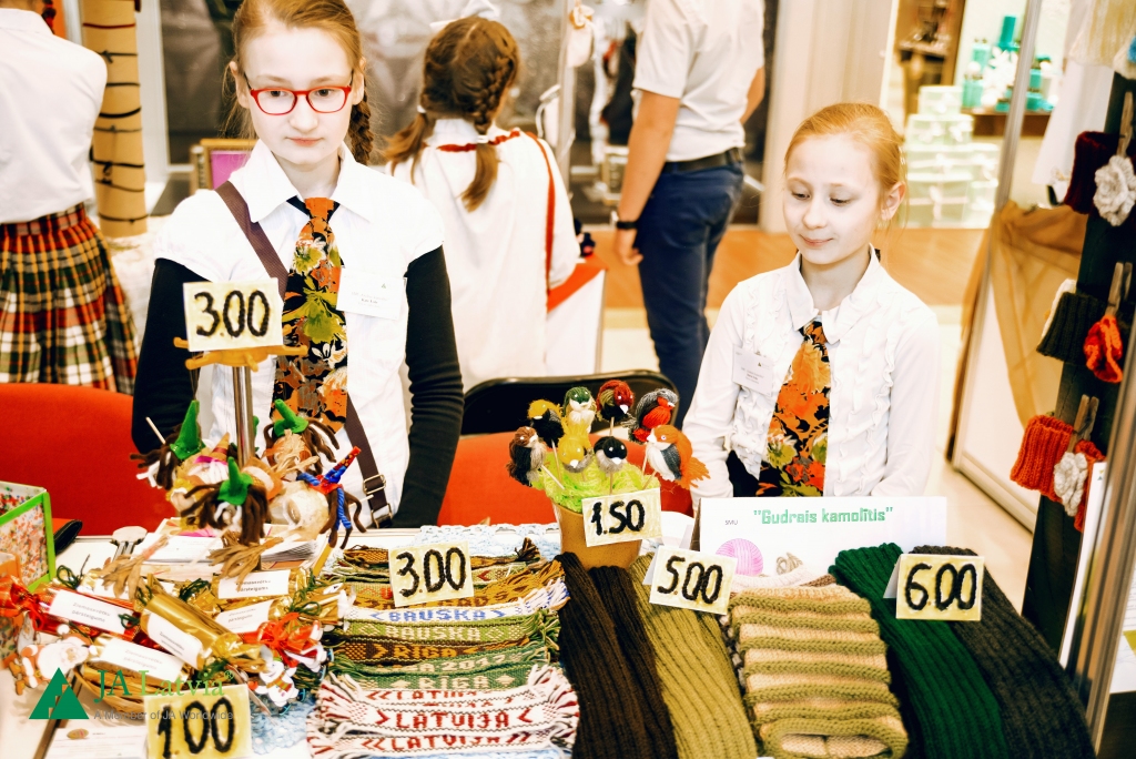 Veicas «Gudrajam kamolītim»