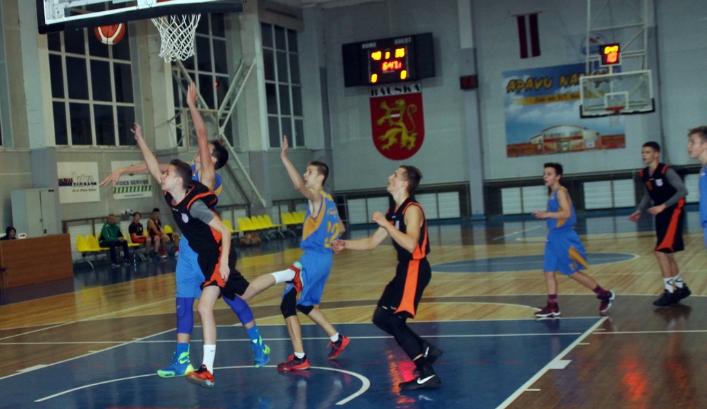 FOTO: VEF Jaunatnes basketbola līgas spēles Bauskā un Iecavā