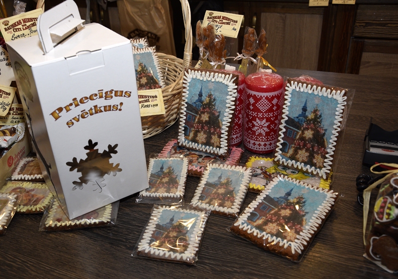 Piedāvā vietējo meistaru produkciju