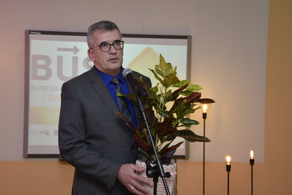 Raita Ābelnieka ienākumi pērn  bijuši 33 091 eiro