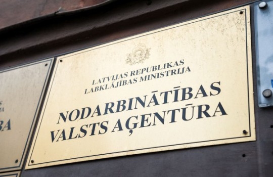 No aprīļa mainās nosacījumi tiesību iegūšanai uz bezdarbnieka pabalstu