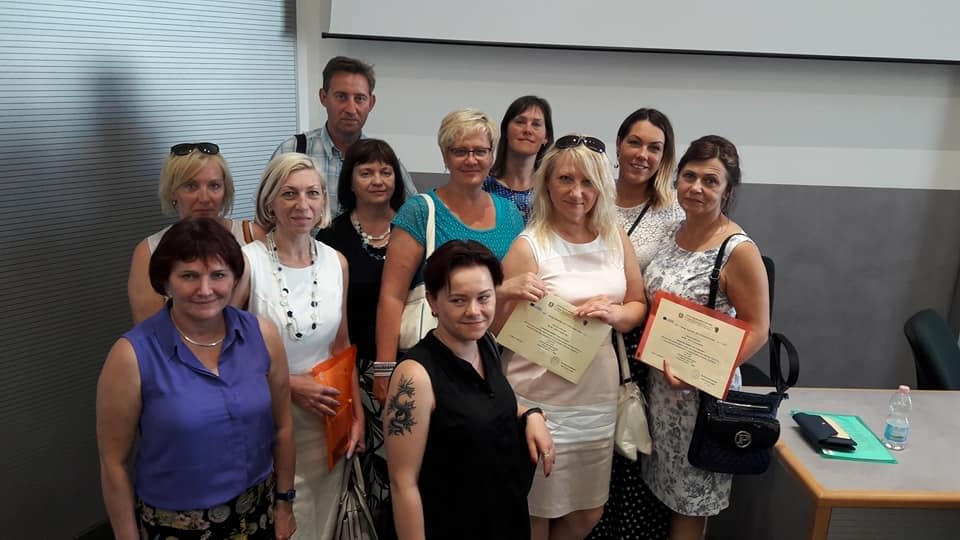 Amatpersonas devušās komandējumā uz Milānu