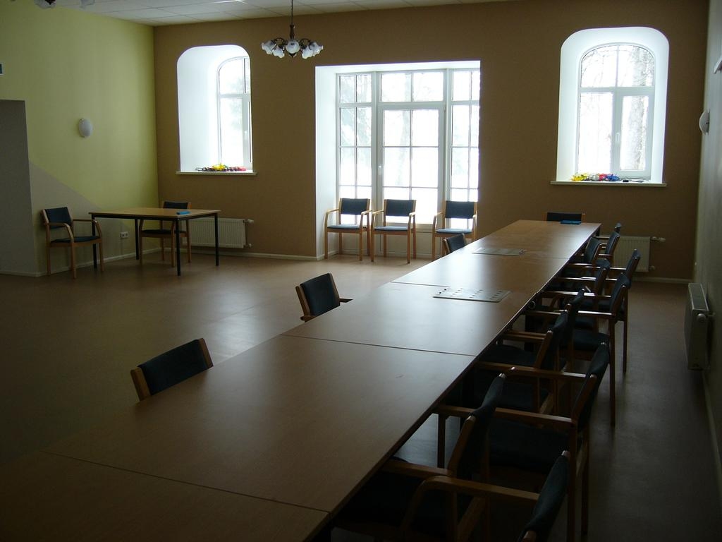 Mežotnē atklās interešu centru