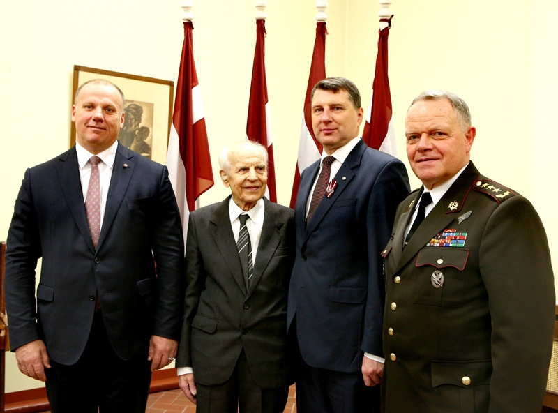 Ernestam  Rudzrogam piešķirs Viestura ordeni