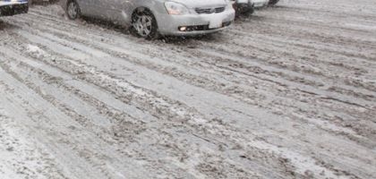 Naktī ilgstoši snigs, no rīta vietām būs līdz 10 centimetriem sniega
