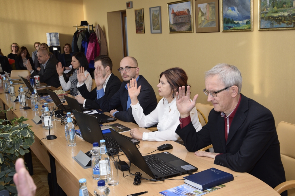 Piešķir Bauskas pašvaldības apbalvojumus
