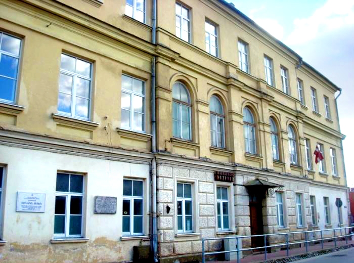 Aicina uz diskusiju